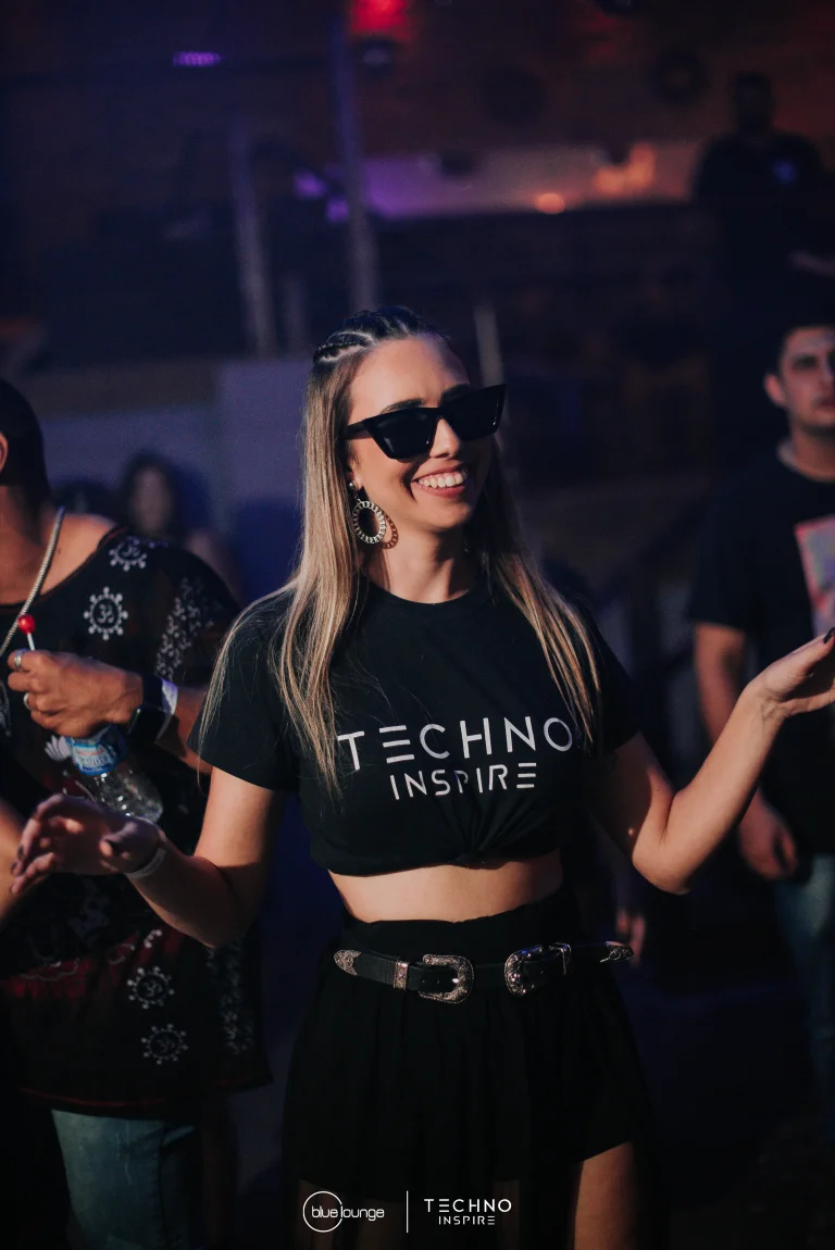 Blue-Lounge-Techno-Inspire0032