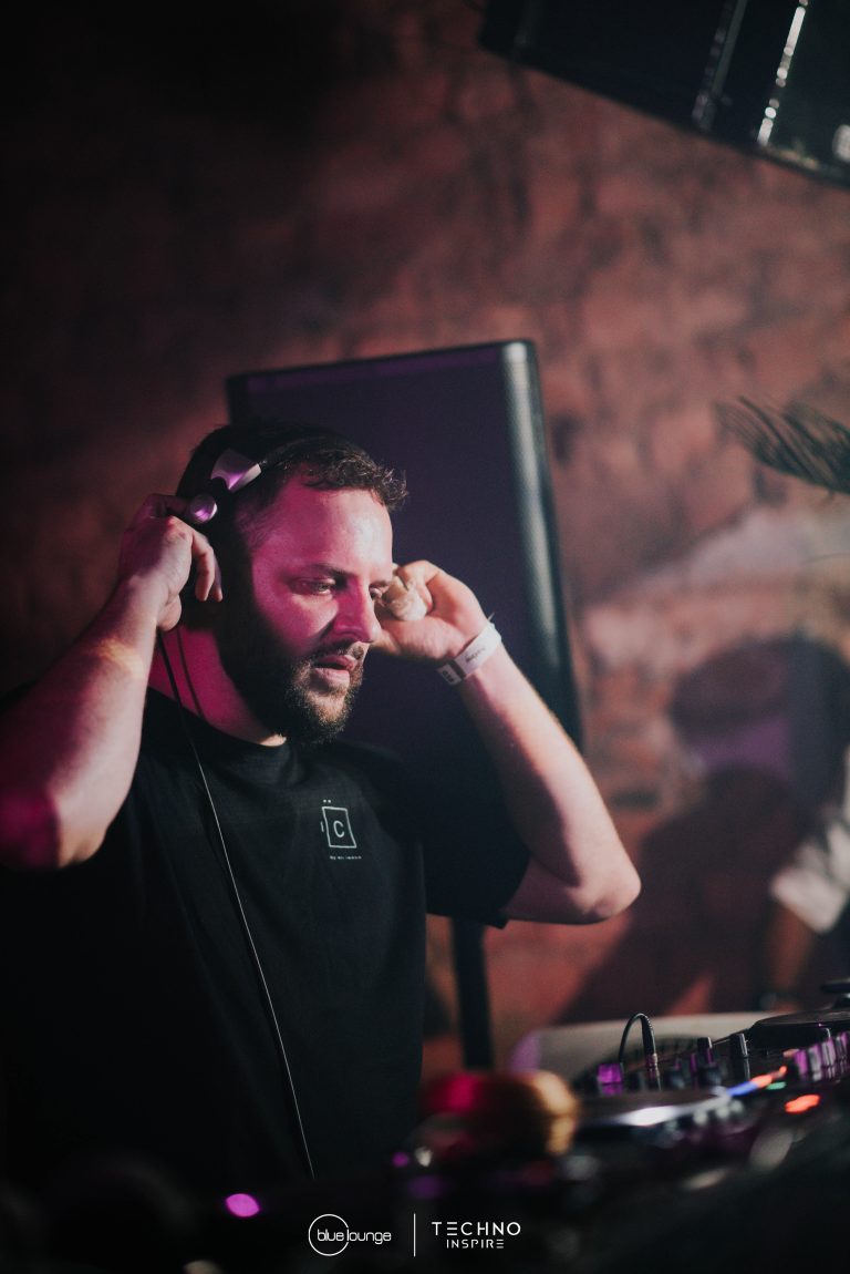 Blue-Lounge-Techno-Inspire0094