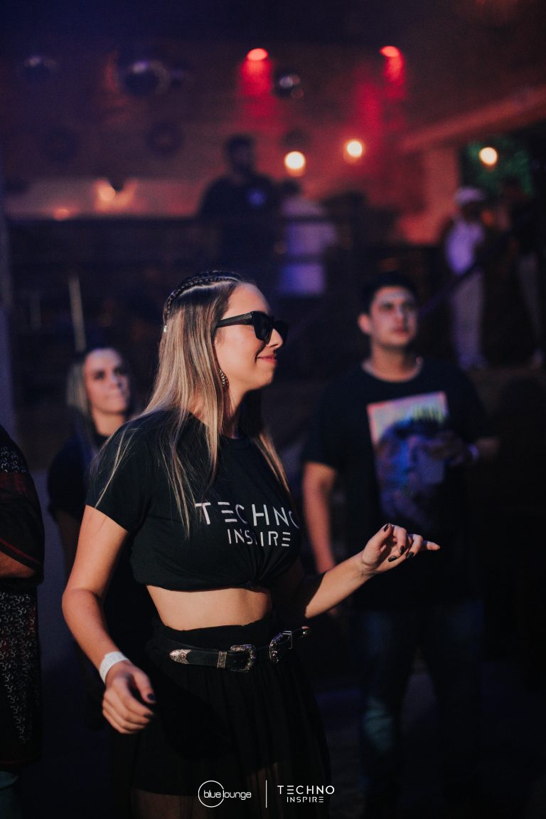 Blue-Lounge-Techno-Inspire0130