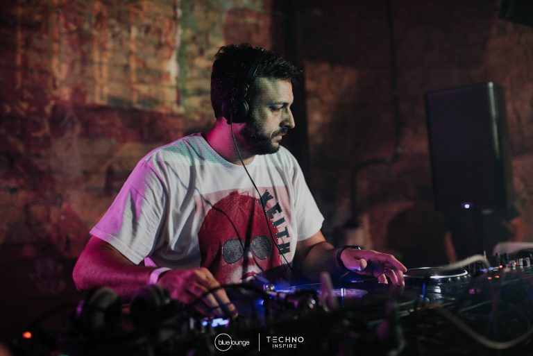 Blue-Lounge-Techno-Inspire0157