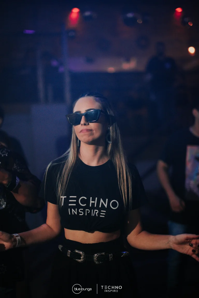 Blue-Lounge-Techno-Inspire0177