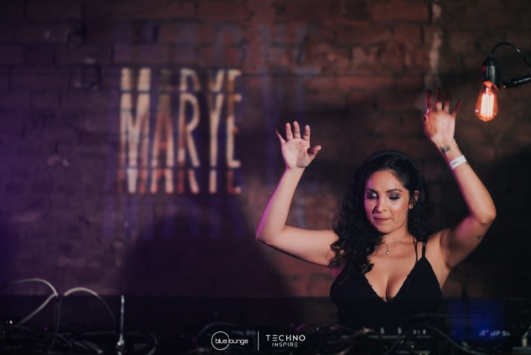 Blue-Lounge-Techno-Inspire0201