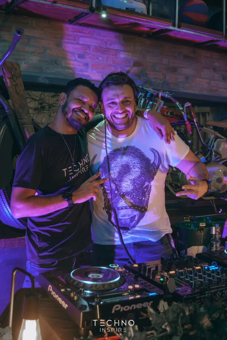 Techno-Inspire-in-Rock-N-Road-100