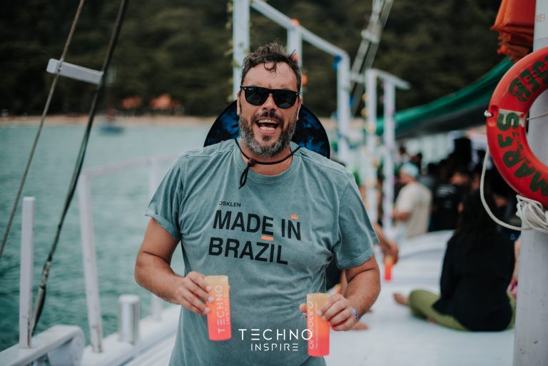 Techno-Inspire-Onboard-Ubatuba-Special-Edition-0118