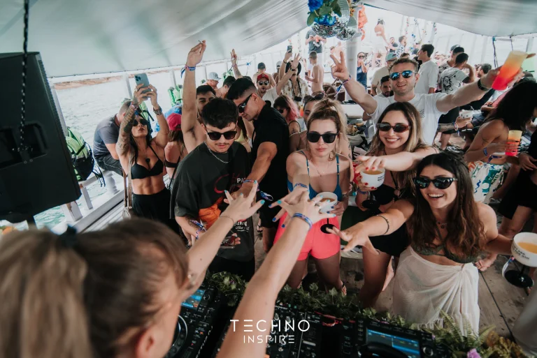 Techno-Inspire-Onboard-Ubatuba-Special-Edition-0134