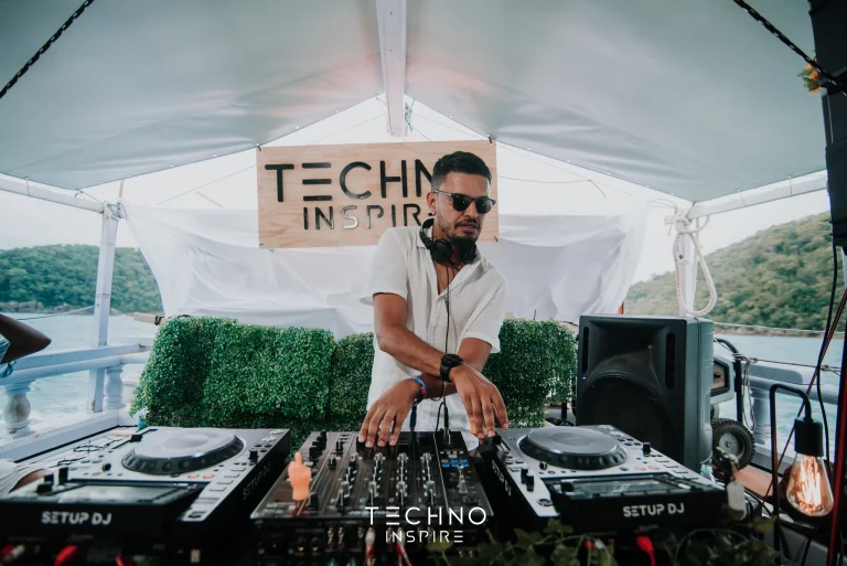 Techno-Inspire-Onboard-Ubatuba-Special-Edition-0200