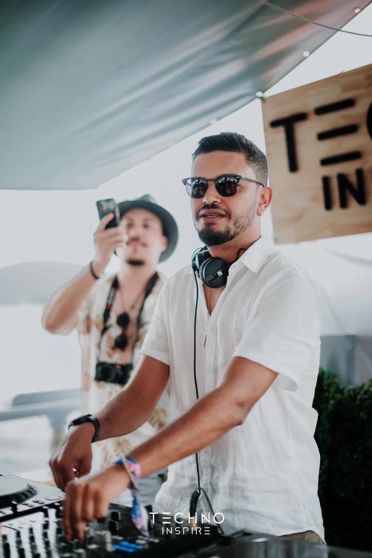 Techno-Inspire-Onboard-Ubatuba-Special-Edition-0208