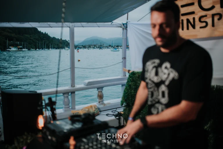 Techno-Inspire-Onboard-Ubatuba-Special-Edition-0300